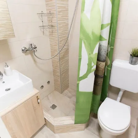 City Pearl Studio Apartment *